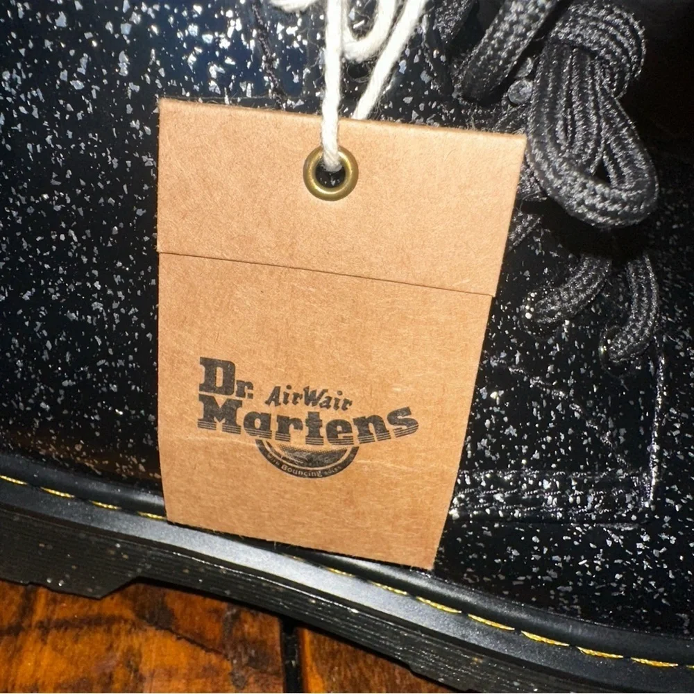 NWT Dr. Martens 1460 GLITTER LACE UP BOOTS COLOR:Black Cosmic Glitter Sz Youth 3